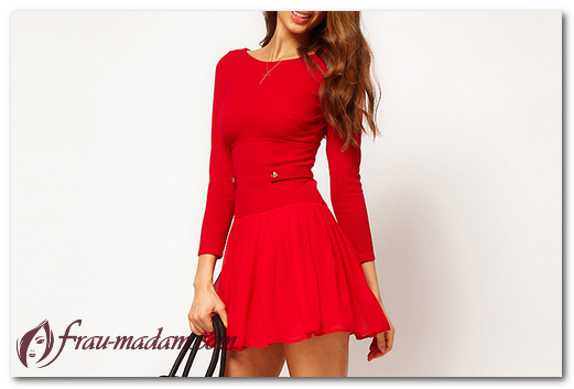 красное летнее платье